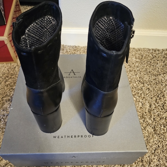 Aquatalia Fineena Black Leather Suede Ankle Boots Soze 6.5 - Picture 3 of 7